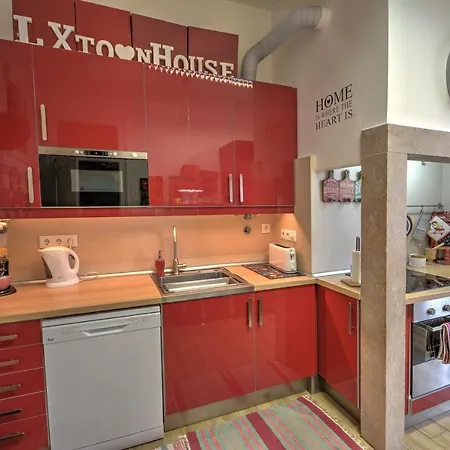 Lx Townhouse - Wifi & A/c 아파트 *